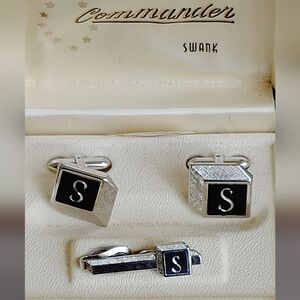 SWANK Silver and Black Cufflinks Set